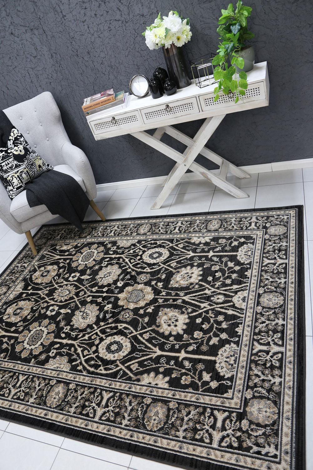 Arya Ziegler Black Grey Rug