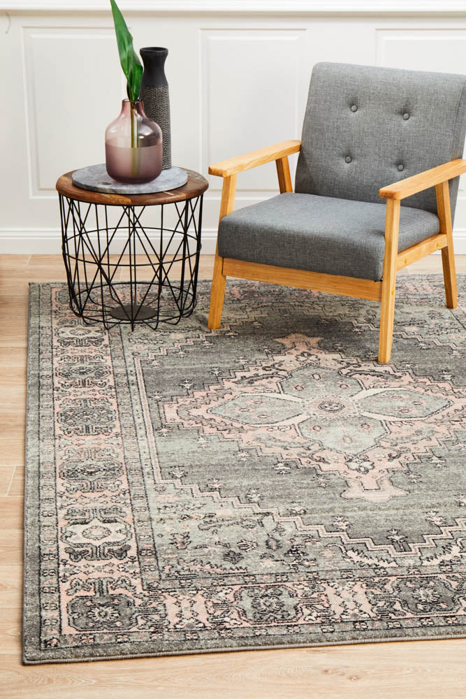 Leoforos 703 Grey Rug