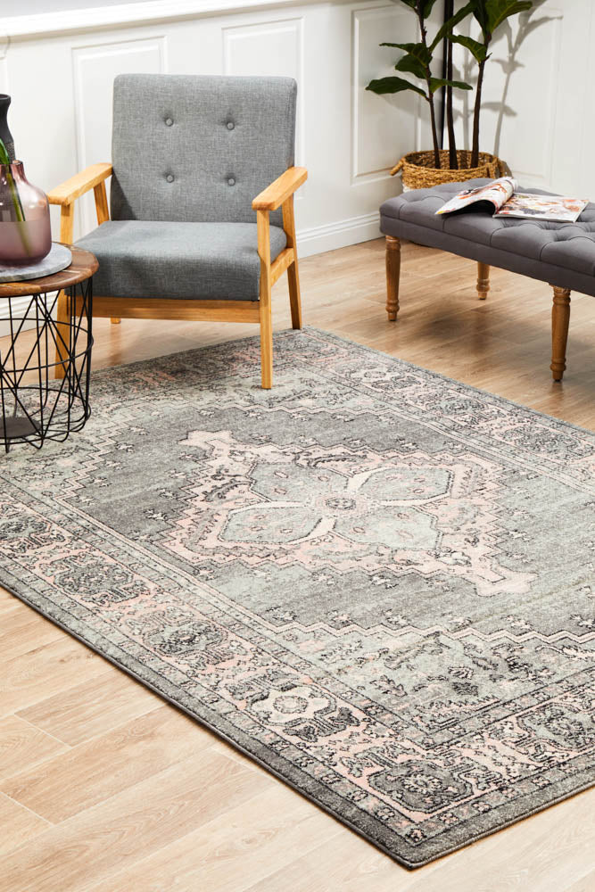 Leoforos 703 Grey Rug