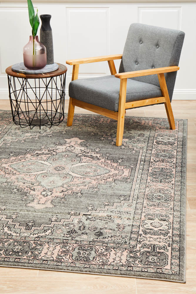 Leoforos 703 Grey Rug