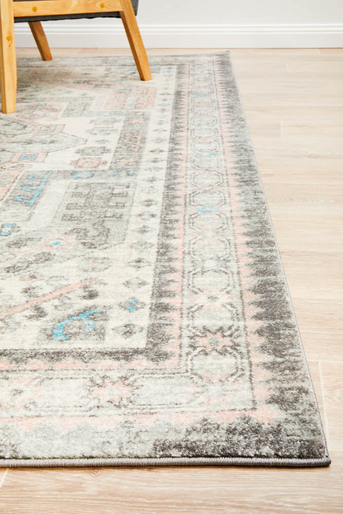 Leoforos 704 Silver Rug