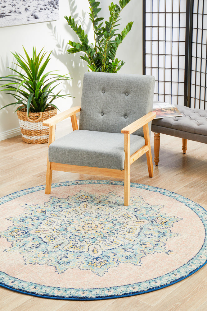 Leoforos 706 Flamingo Round Rug