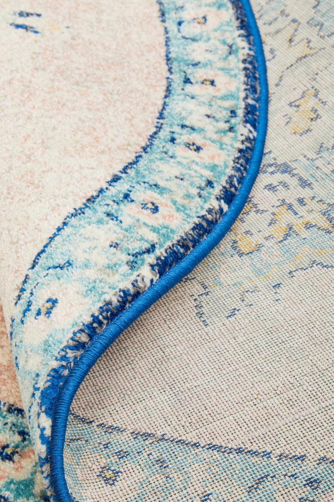 Leoforos 706 Flamingo Round Rug