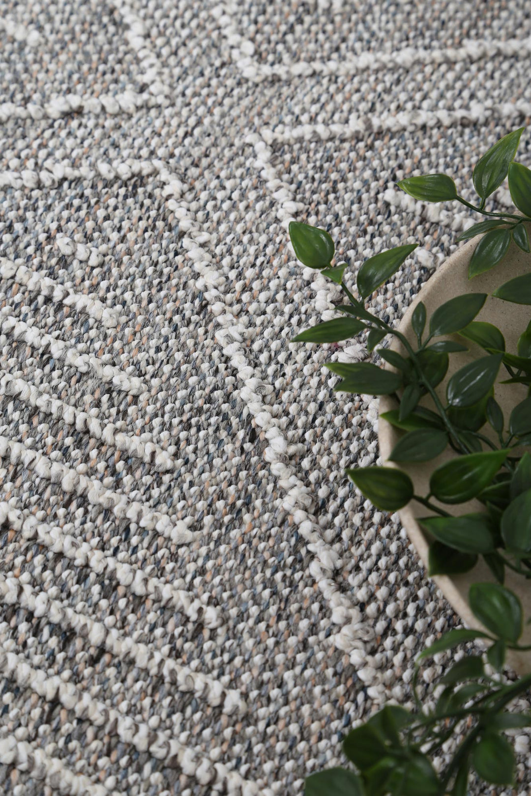 Villa Vouza Grey Geometric Flatweave Rug