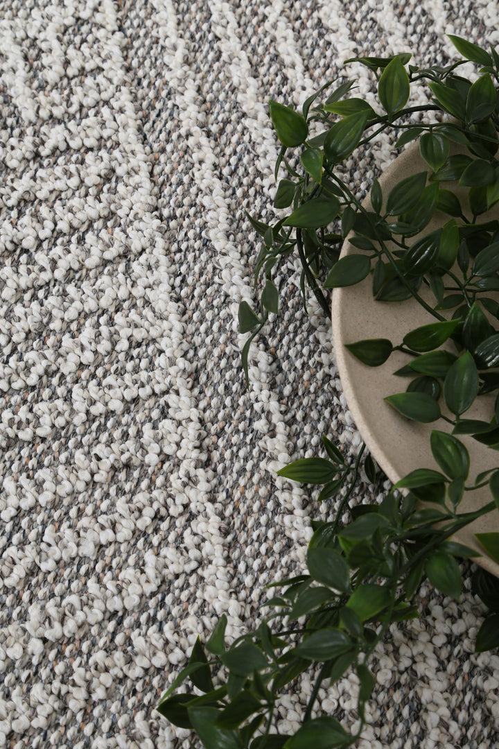 Villa Kini Grey Geometric Flatweave Rug