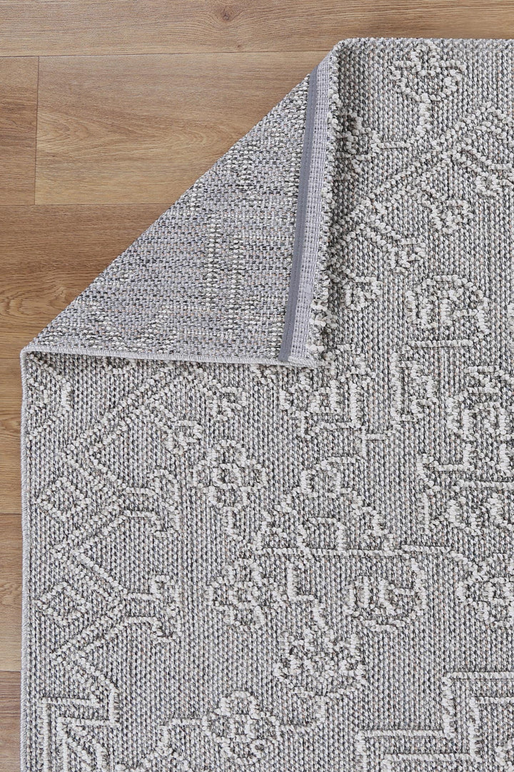 Villa Nori Grey Tribal Flatweave Rug
