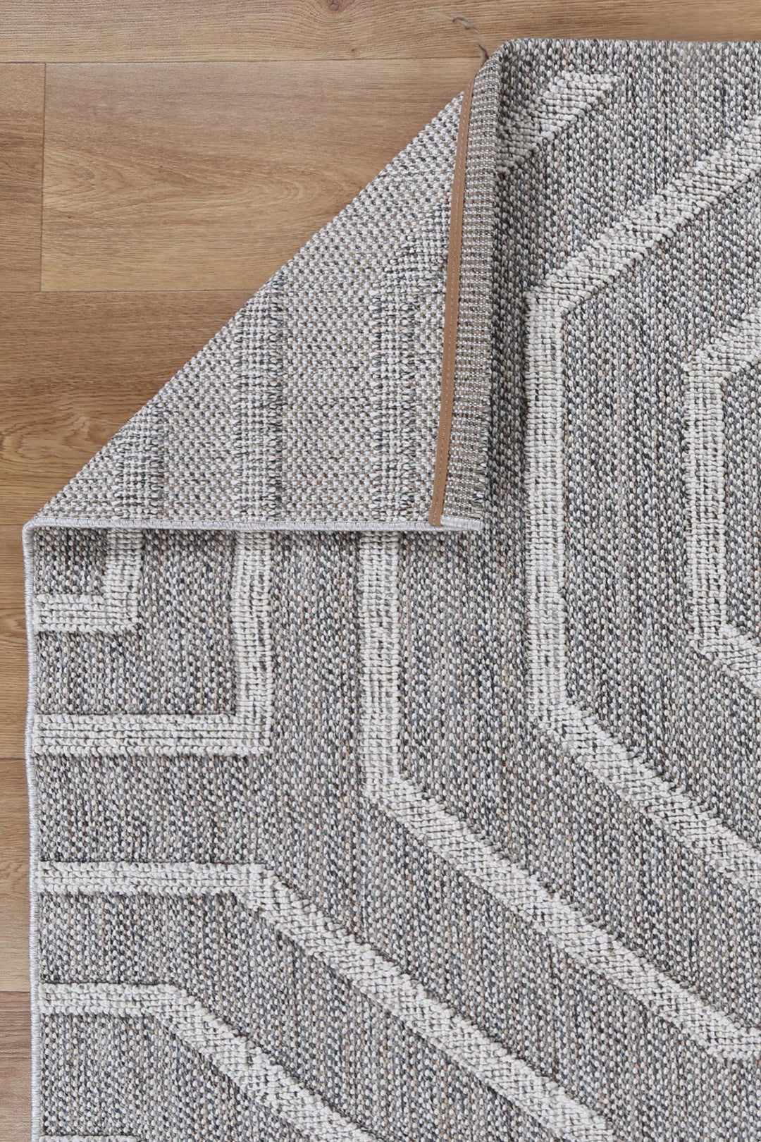 Villa Devesi Grey Geometric Flatweave Rug