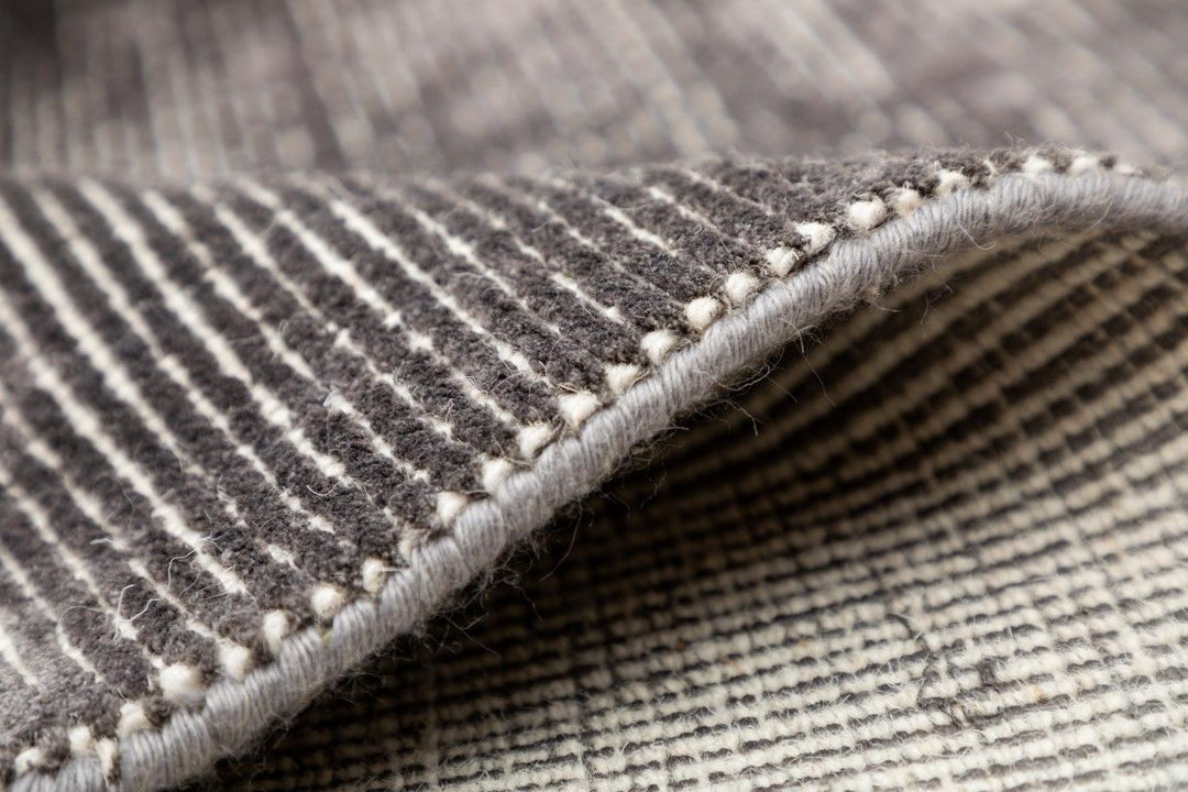 Hampton Grey White Wool Viscose Rug