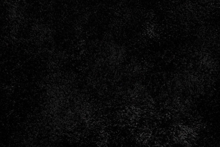 Lucas Black Shaggy Rug