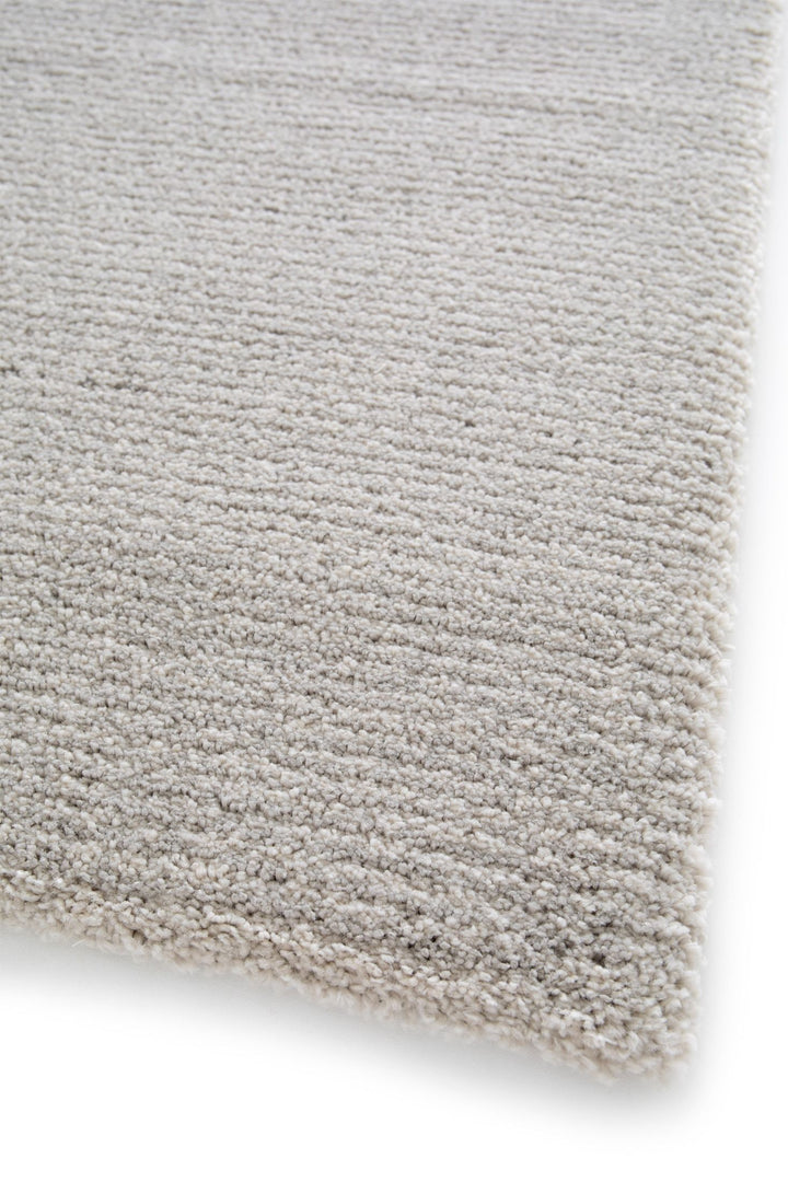 rug fibers and surface detail.
