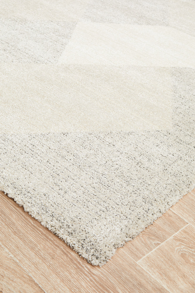 Alpine 833 Stone rug corner detail highlighting premium Alpine construction quality