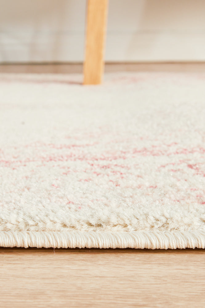 Leoforos 702 Rose Runner Rug