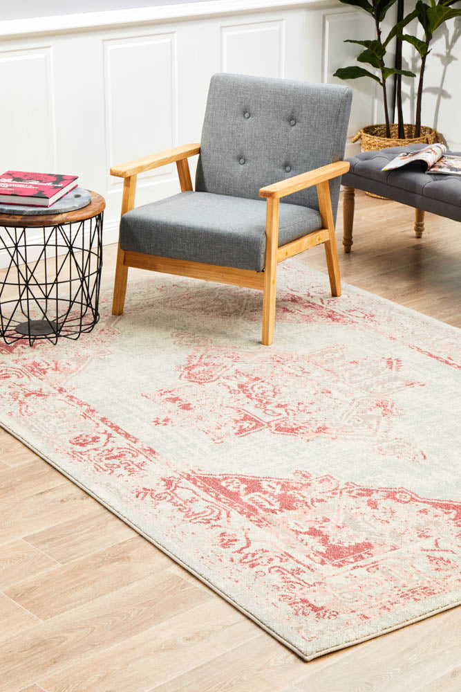 Leoforos 702 Rose Rug