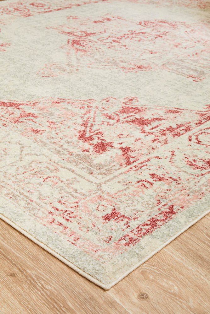 Leoforos 702 Rose Rug