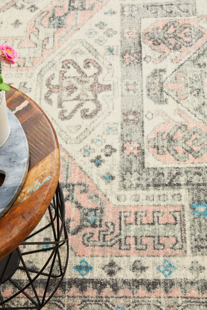 Leoforos 704 Silver Rug