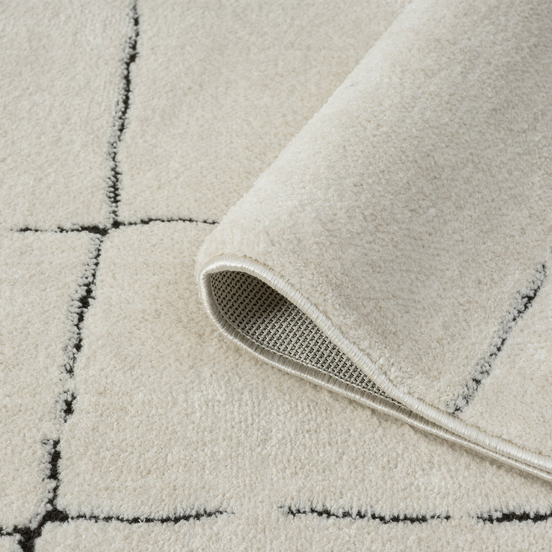 Admire 670 Vanilla Rug