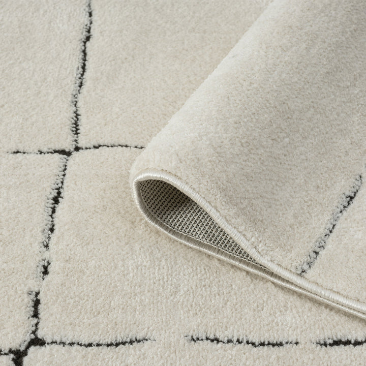 Admire 670 Vanilla Rug