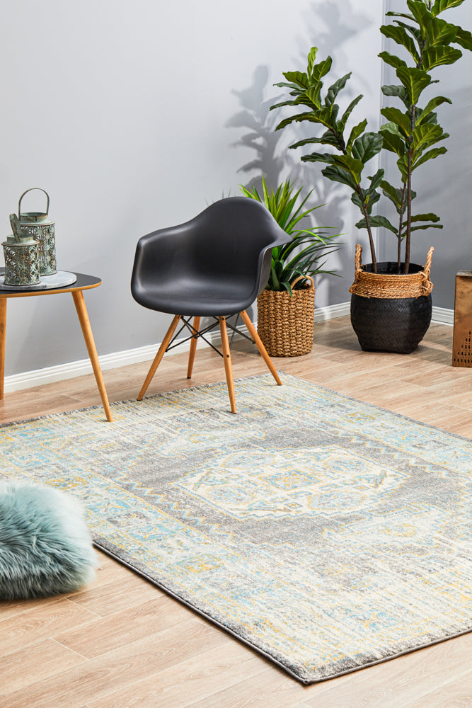 Epoch 944 Grey Rug