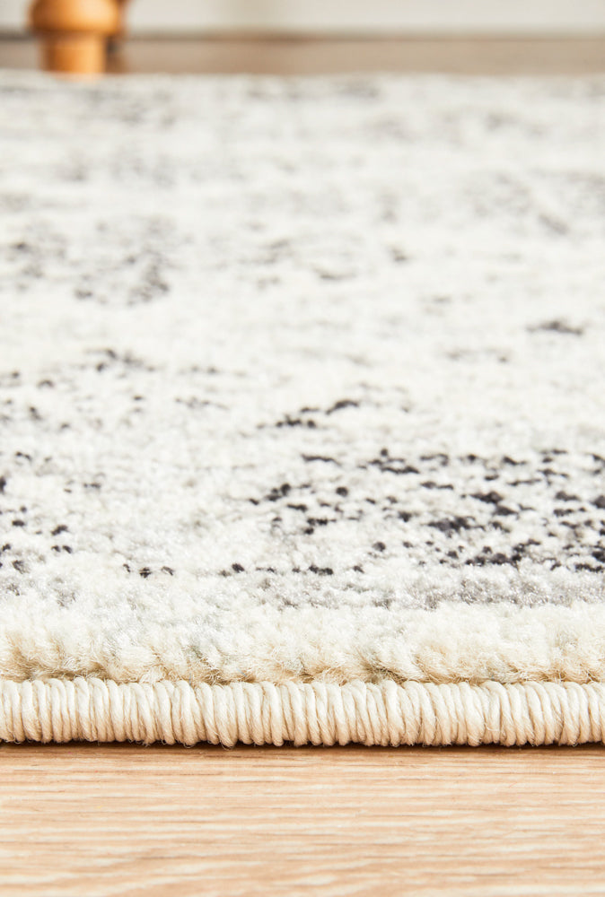 Epoch 999 Grey Runner Rug