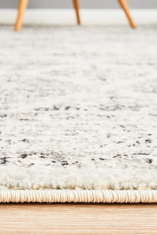 Epoch 999 Grey Rug