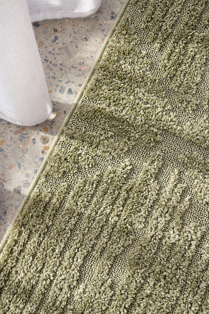 Desire Shilo Green Runner Rug