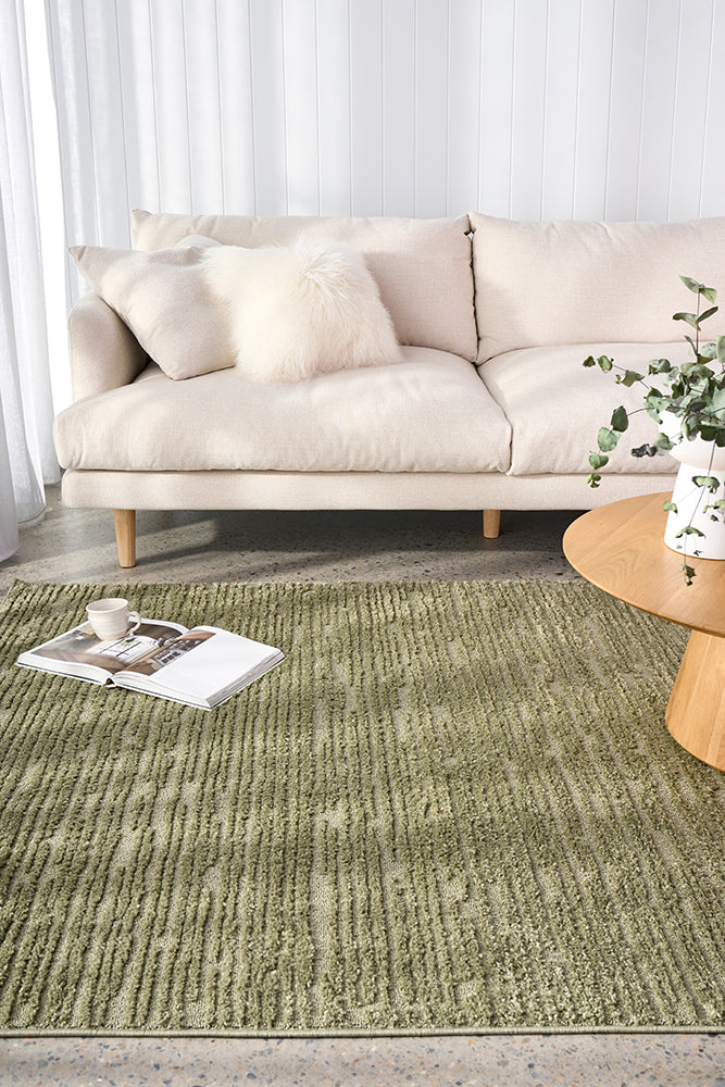 Desire Suri Green Rug