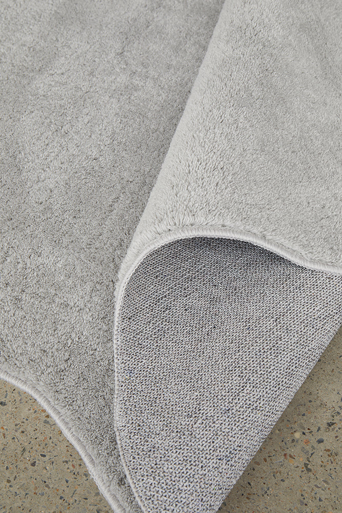 Evelyn Silver Runner Rug
