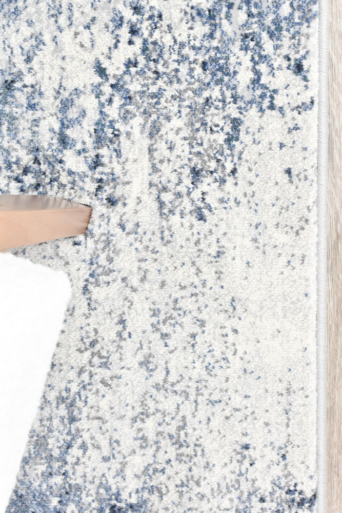 Contemporary Co. Kimberlite Runner