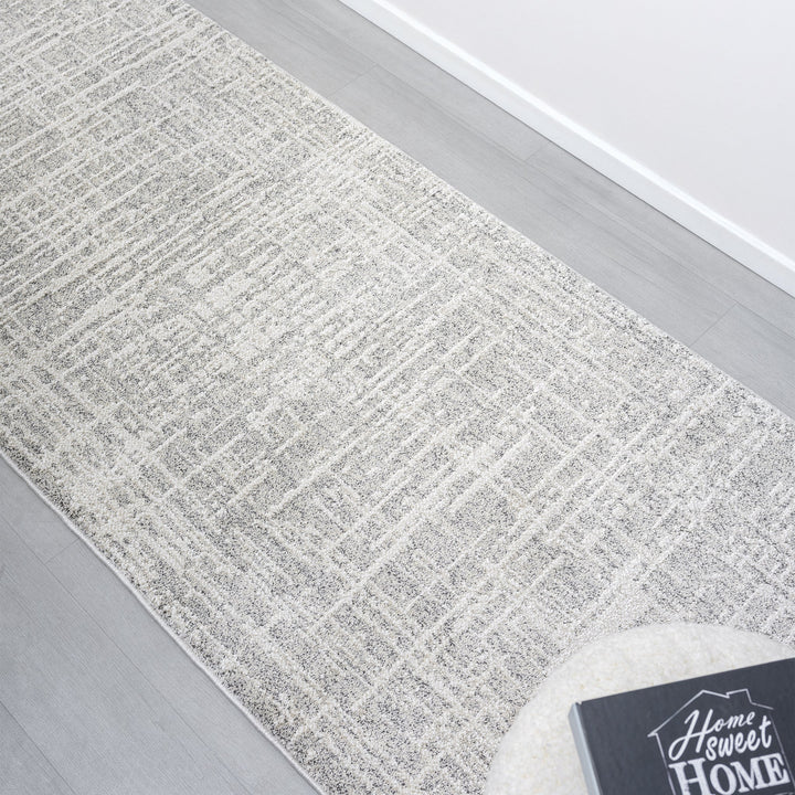 Essence 497 Linen Runner