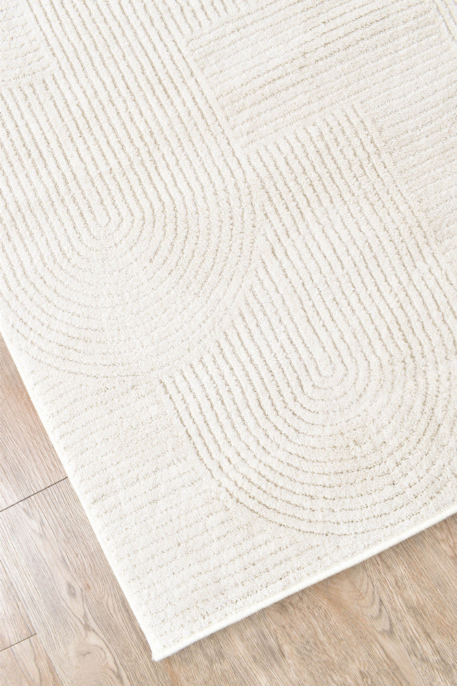 Close-up of Ontario Cream Runner pile texture – 100% polypropylene, 13mm pile height
