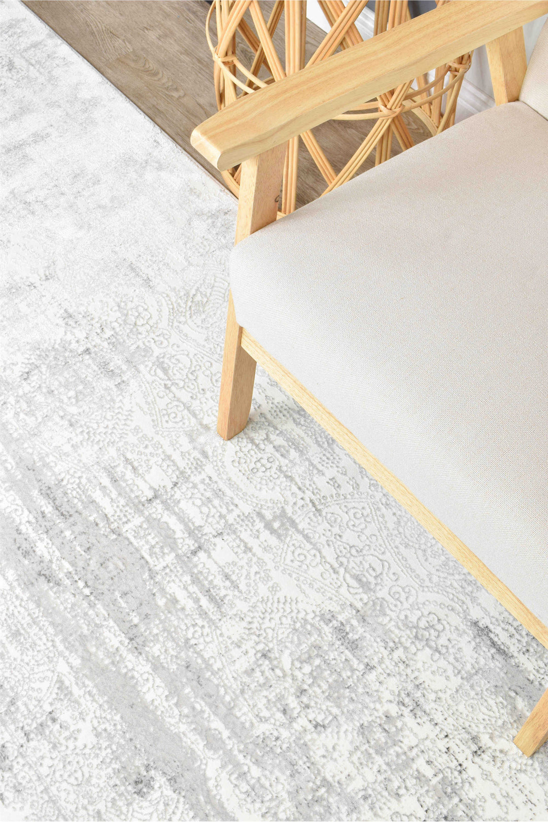 Phoenix 27084A Beige Bravado