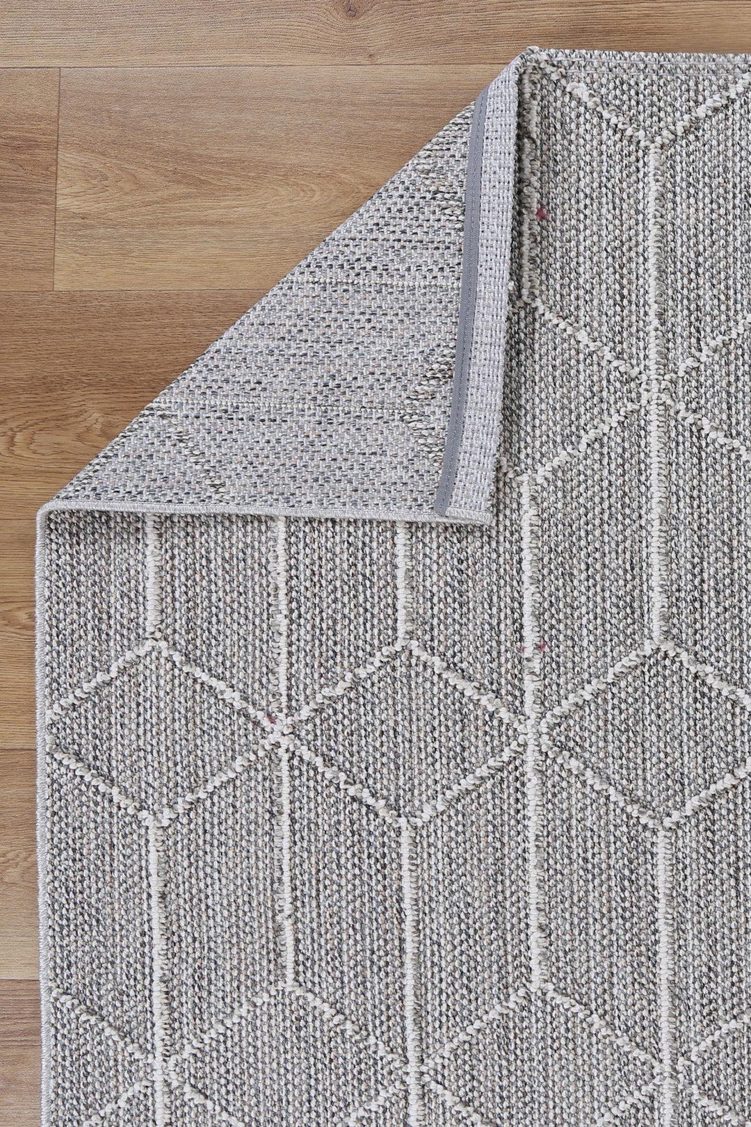 Villa Totori Ash Geometric Flatweave Rug