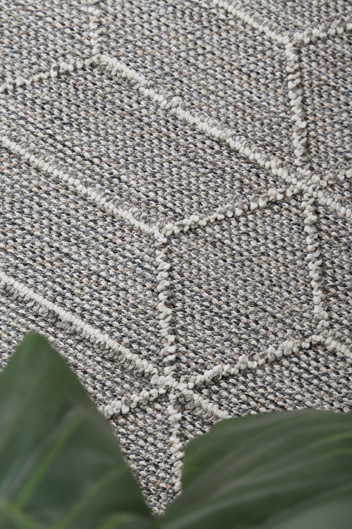Villa Totori Ash Geometric Flatweave Rug