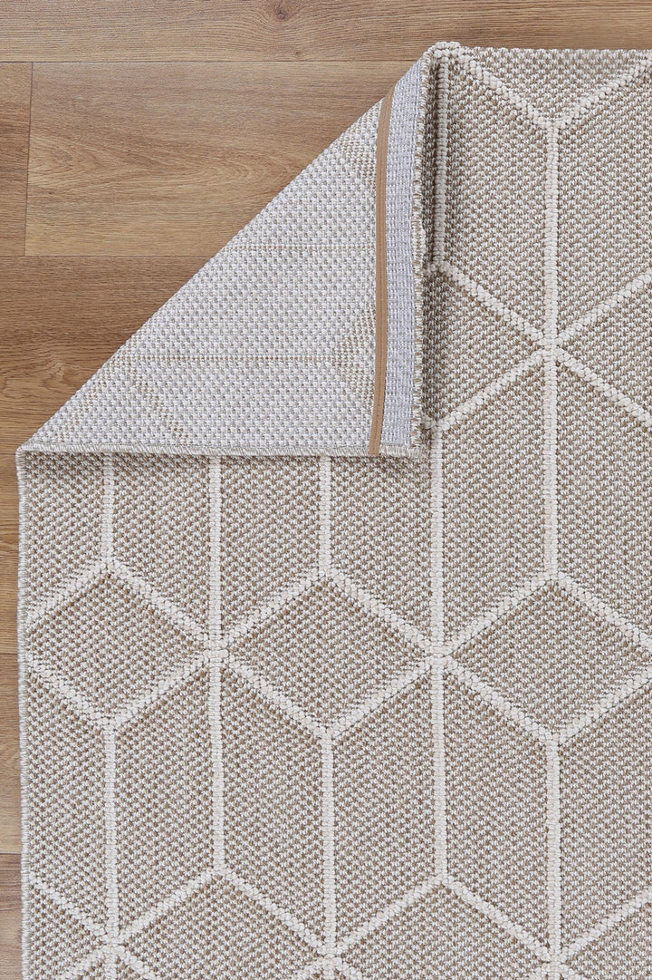 Villa Maemae Beige Geometric Flatweave Rug