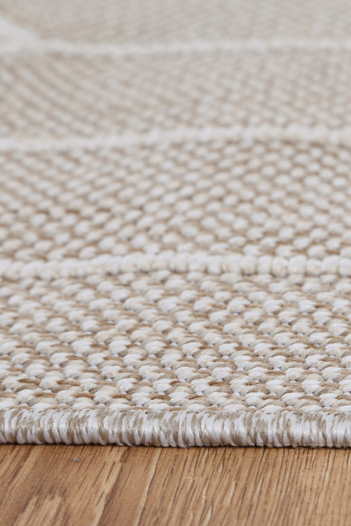 Villa Maemae Beige Geometric Flatweave Rug