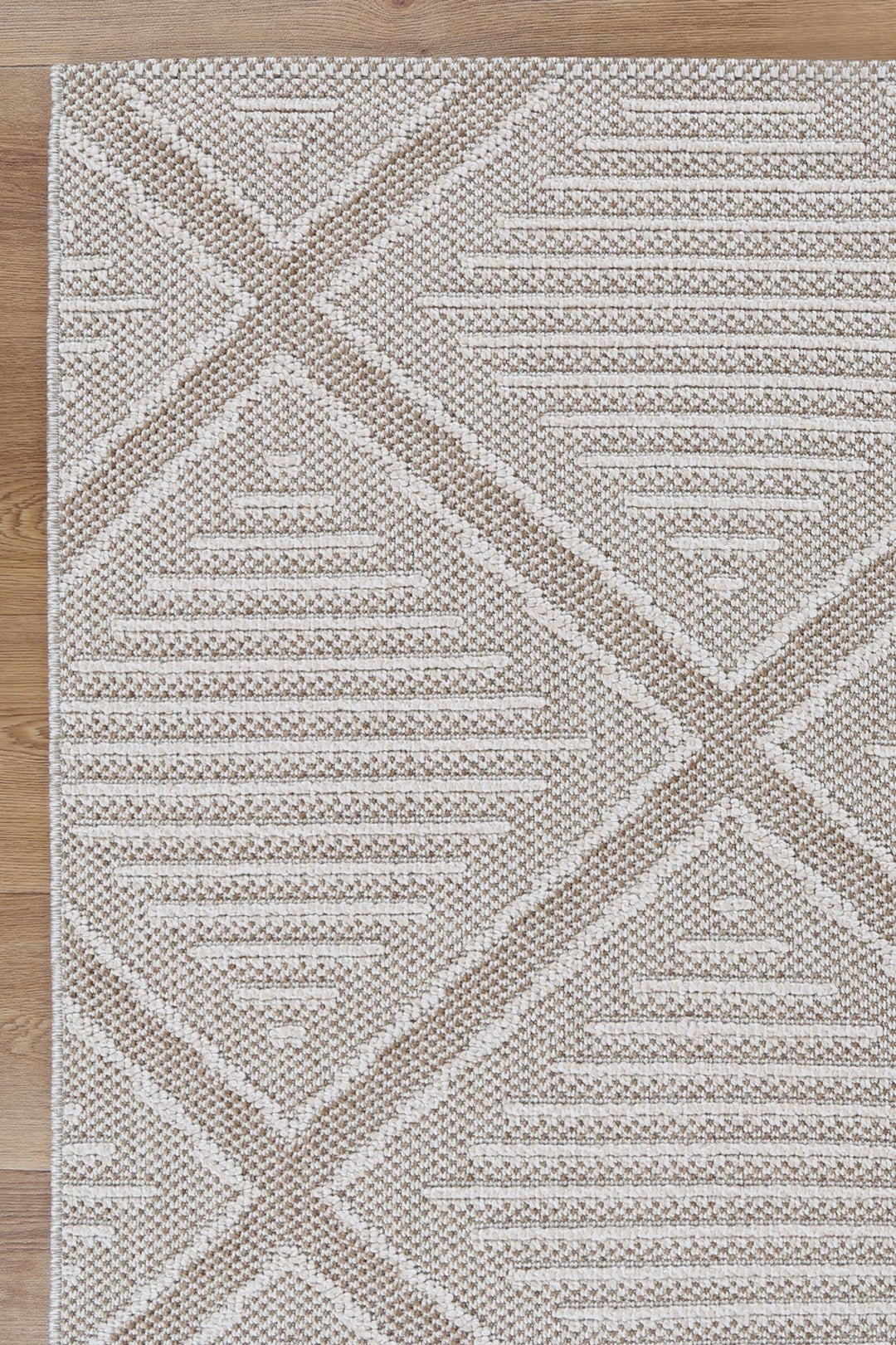 Villa Kenilorea Beige Geometric Flatweave Rug