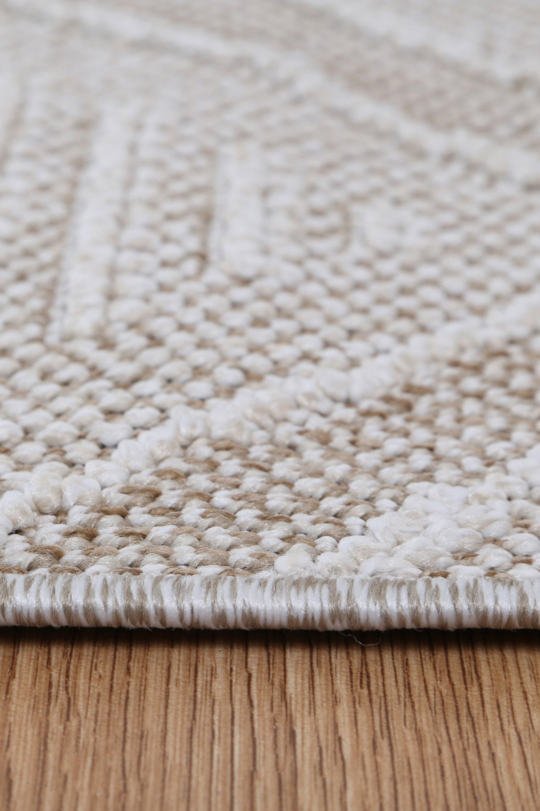 Villa Kenilorea Beige Geometric Flatweave Rug