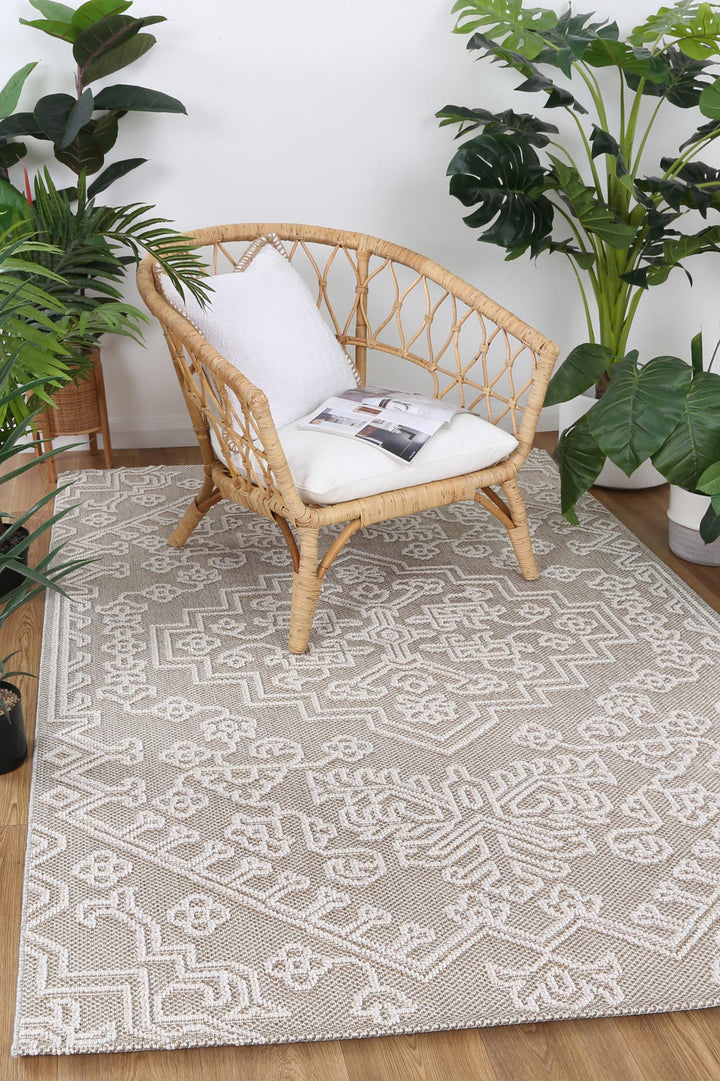 Villa Waita Beige Tribal Flatweave Rug