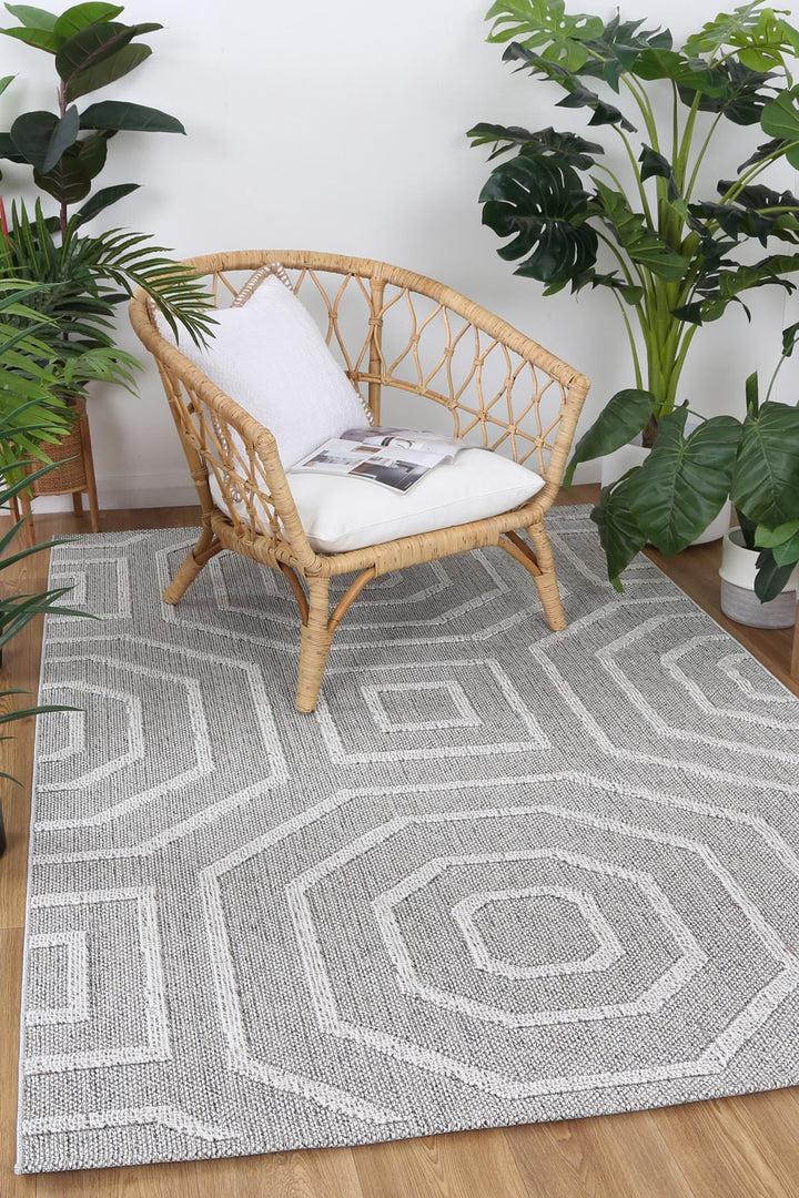 Villa Suri Ash Geometric Flatweave Rug
