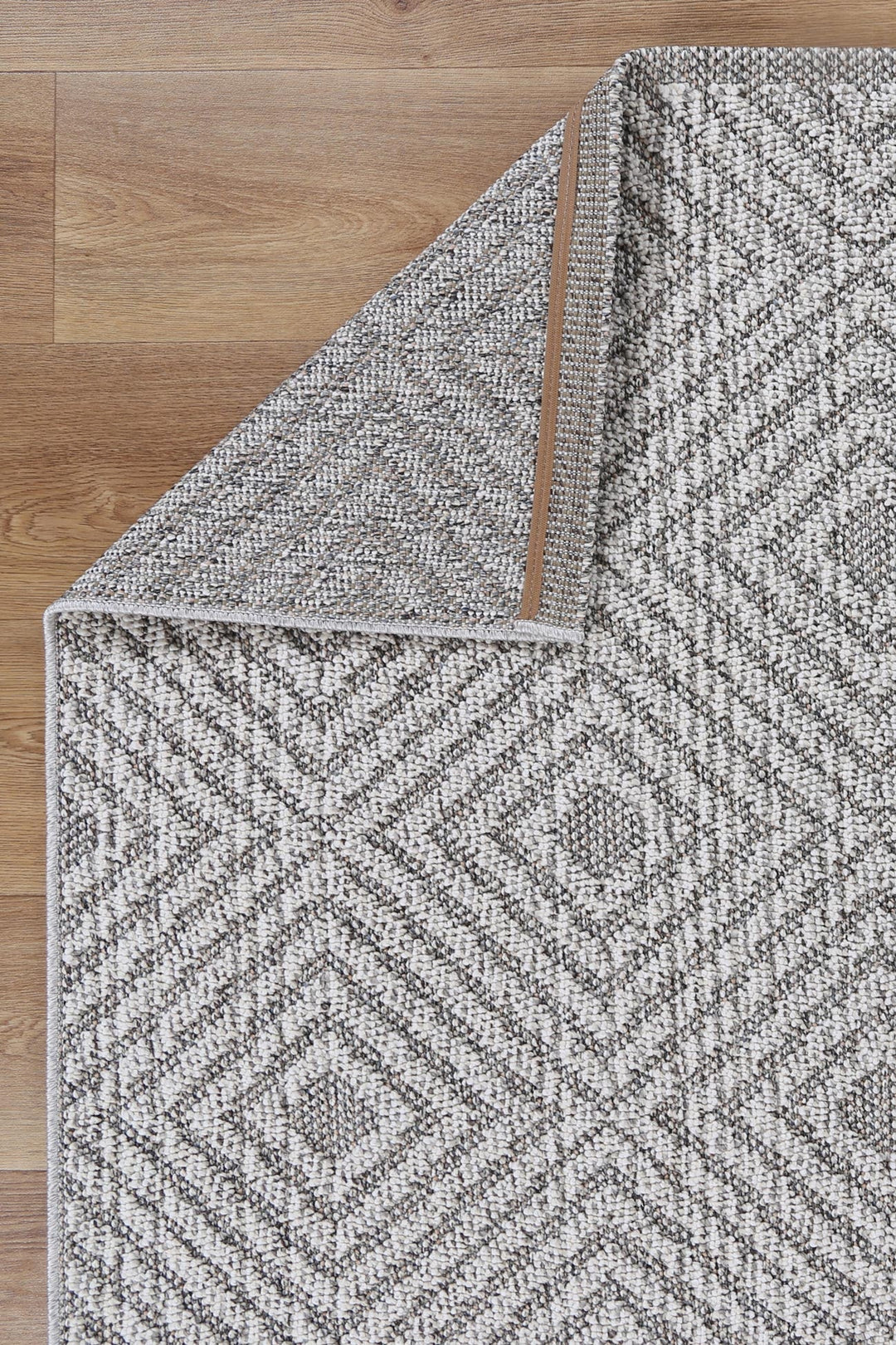 Villa Walasi Ash Geometric Flatweave Rug