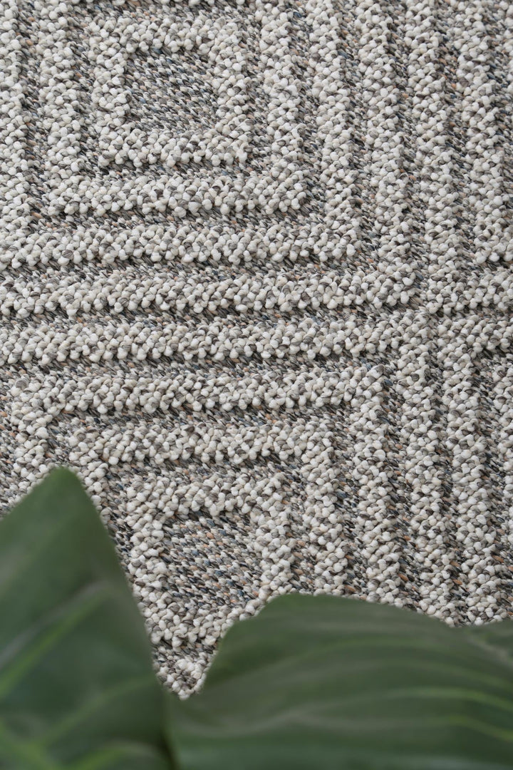 Villa Walasi Ash Geometric Flatweave Rug