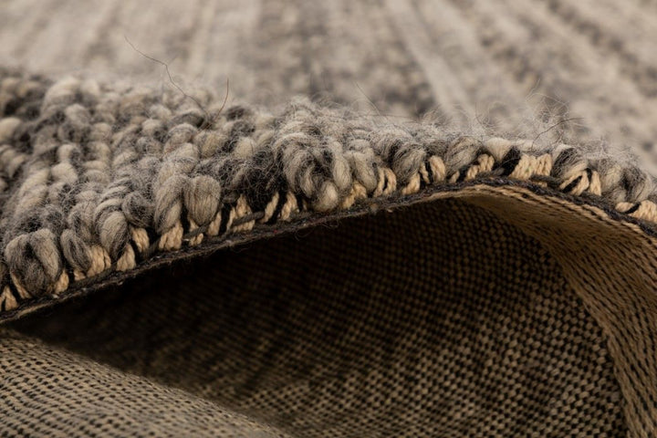 Svend Silver Grey Wool Rug